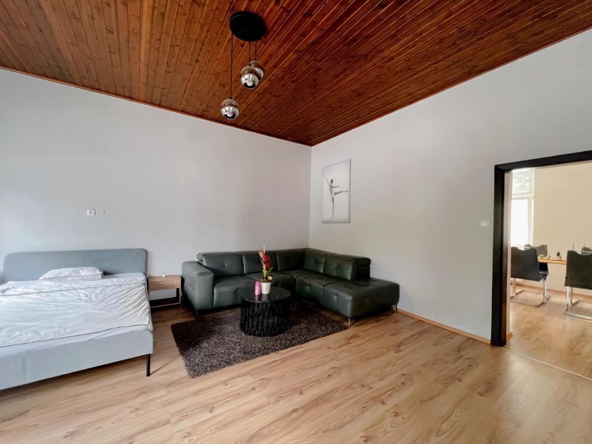 Wilson Paradise Baden Extérieur photo